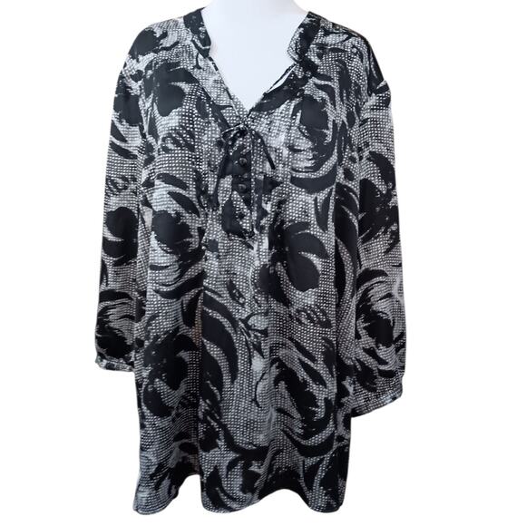 FASHION BUG‎ Plus 3X Blouse Tunic Top Flowy Black Abstract Floral Career Event - Picture 1 of 8